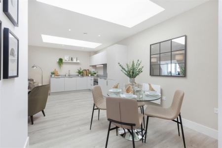 vb2230043_1206202315_PBNH_425-455 St. Albans Road