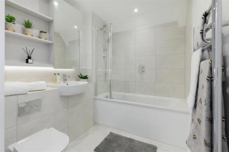 vb2230035_1206202315_PBNH_425-455 St. Albans Road