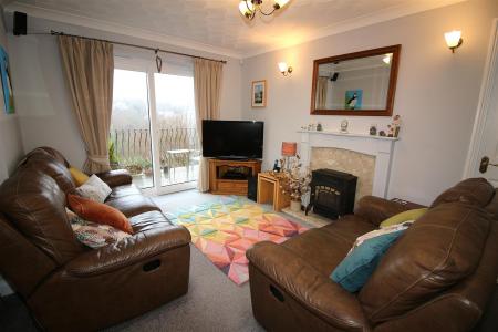 LOUNGE AREA