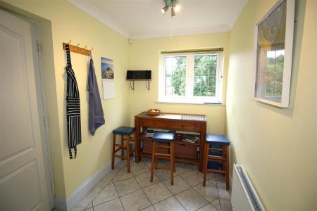BREAKFAST ROOM