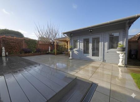 Gemini_Generated_Image_lq4ov3lq4ov3lq4o (1).jpg