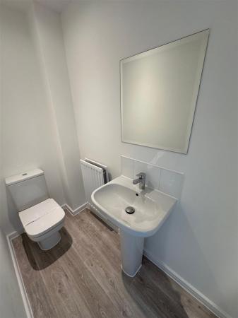 Pill Hill Ensuite.jpg