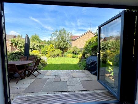 bi-fold doors.jpg
