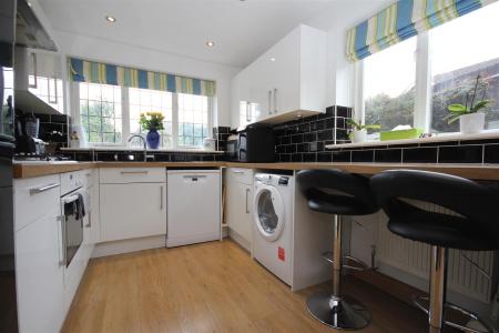 2022-10-24 22.07.46-1.jpg