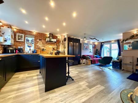 open plan area 2.jpg