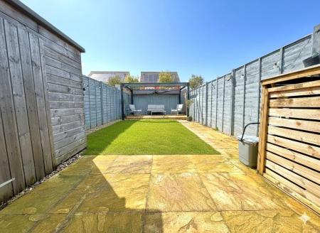 Gemini_Generated_Image_uuyh6zuuyh6zuuyh (1).jpg