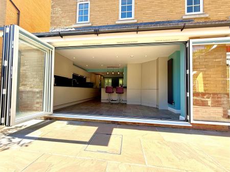 bifolds 2.jpg
