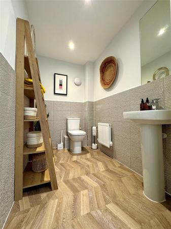 downstairs cloakroom.jpg