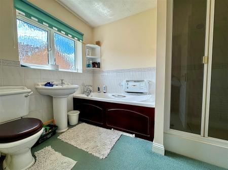 en-suite.jpg