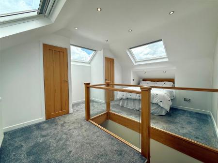 bedroom 3.jpg