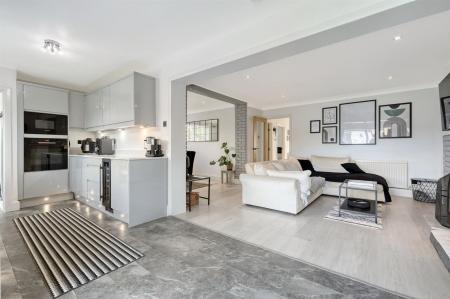 img_7841_28 copy 2.jpg