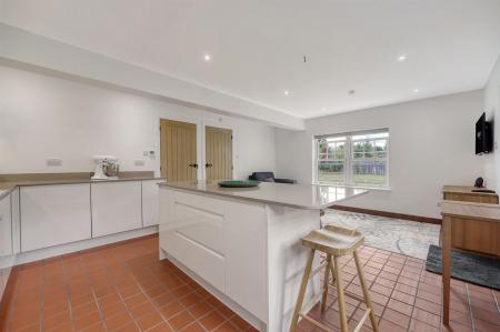 img_5618_11 copy 2.jpg