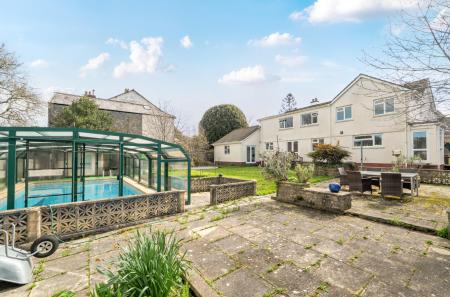 1425314-5-69b940e...