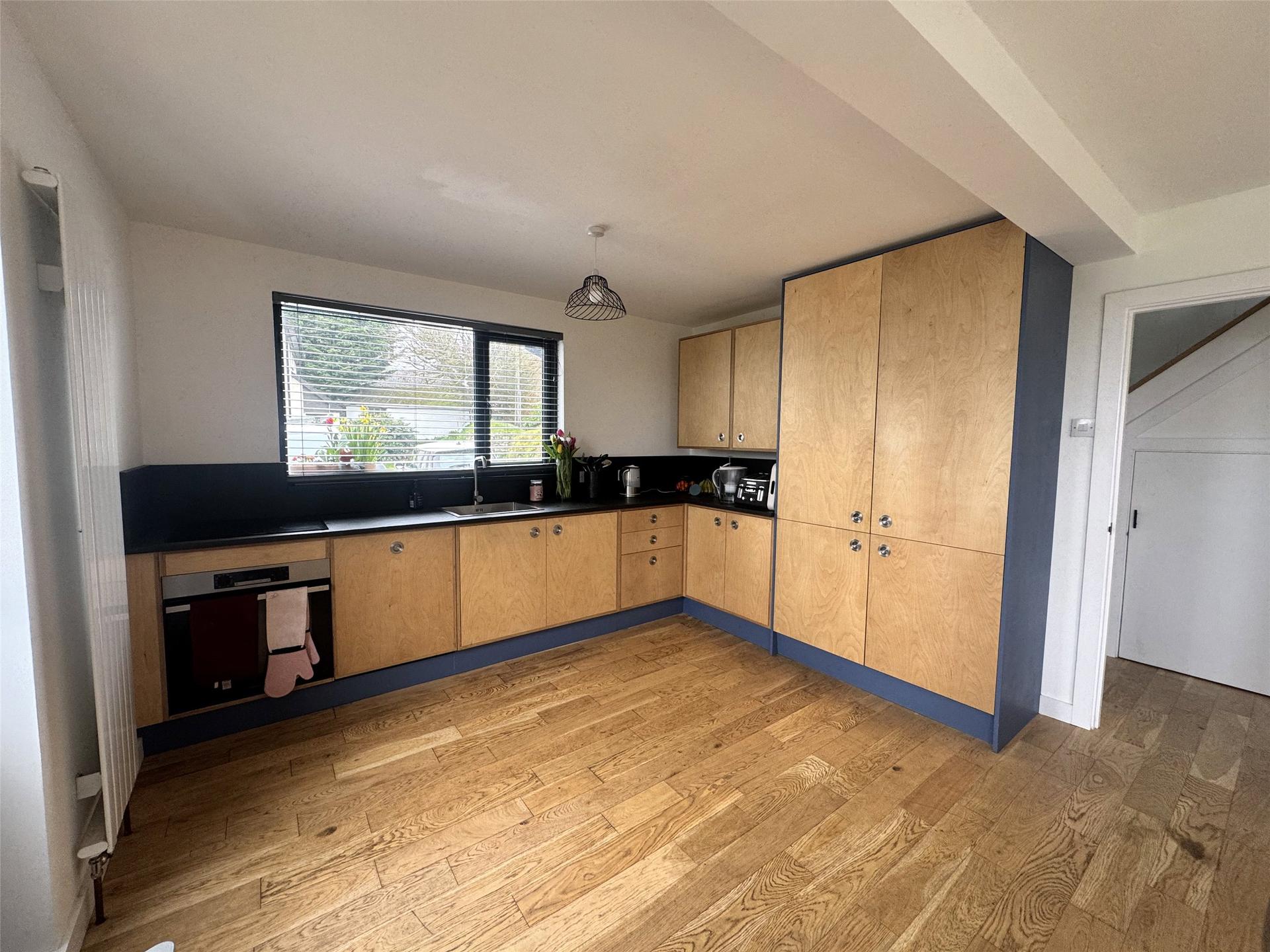 property-img