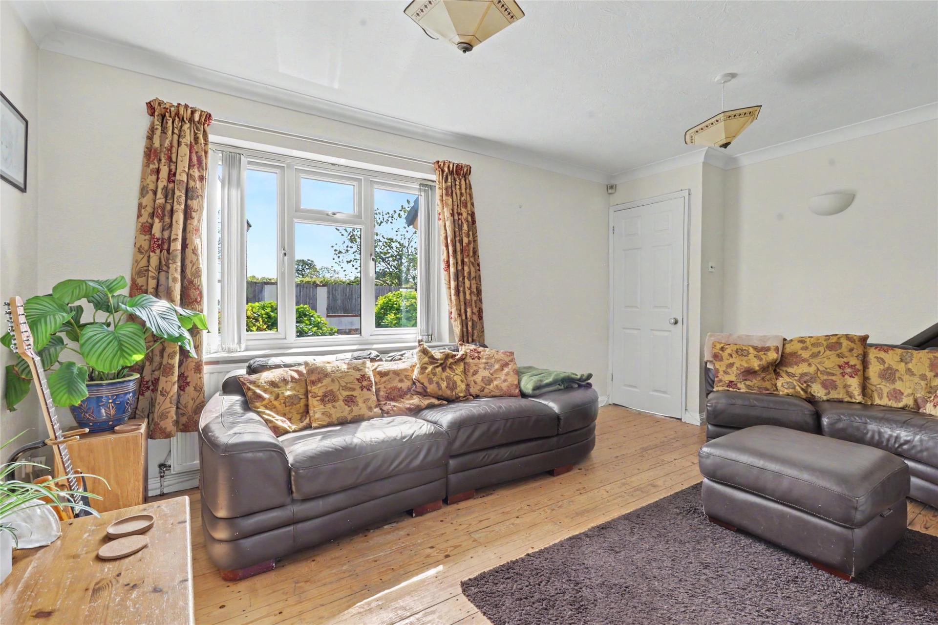 property-img