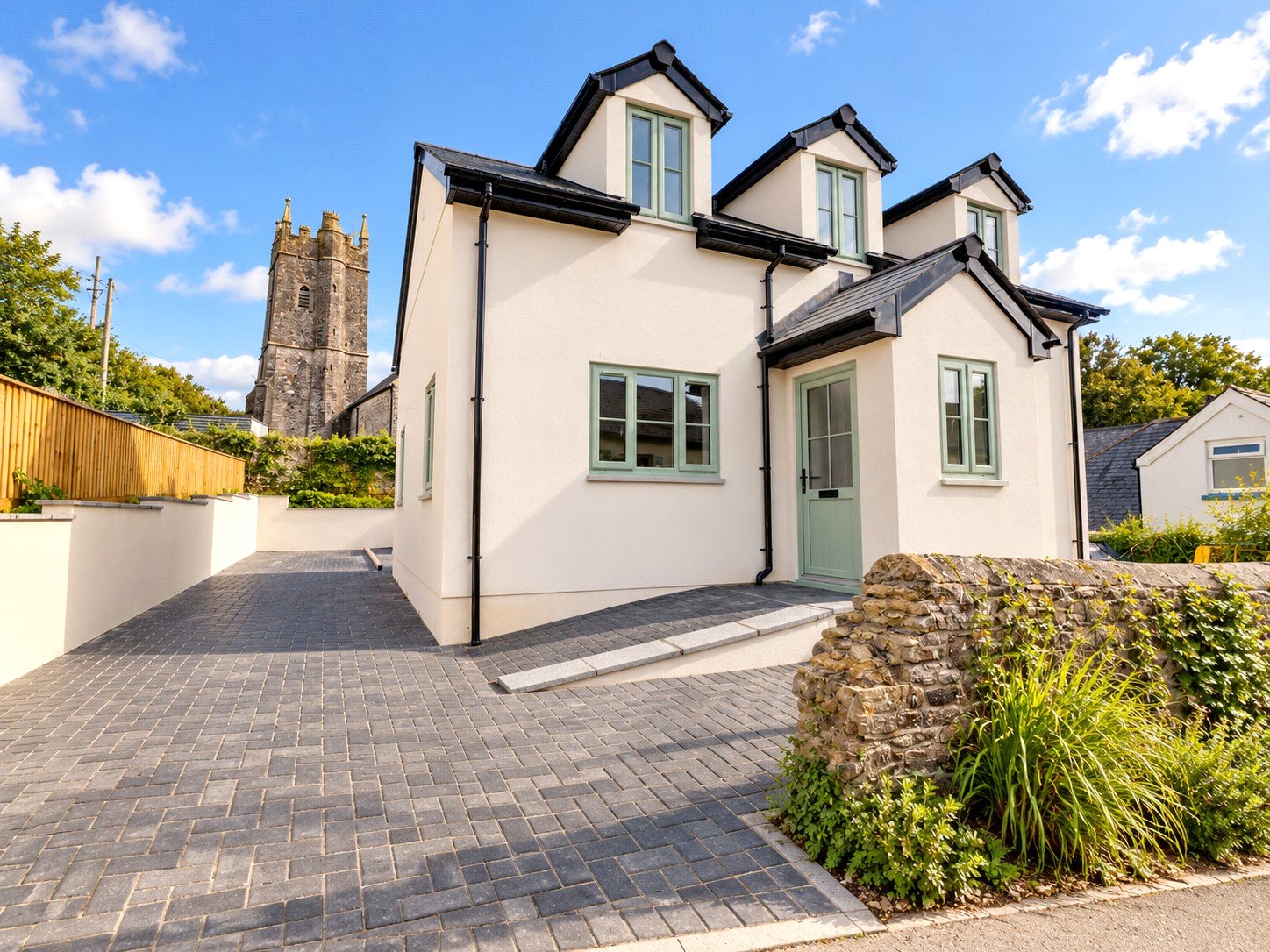 property-img