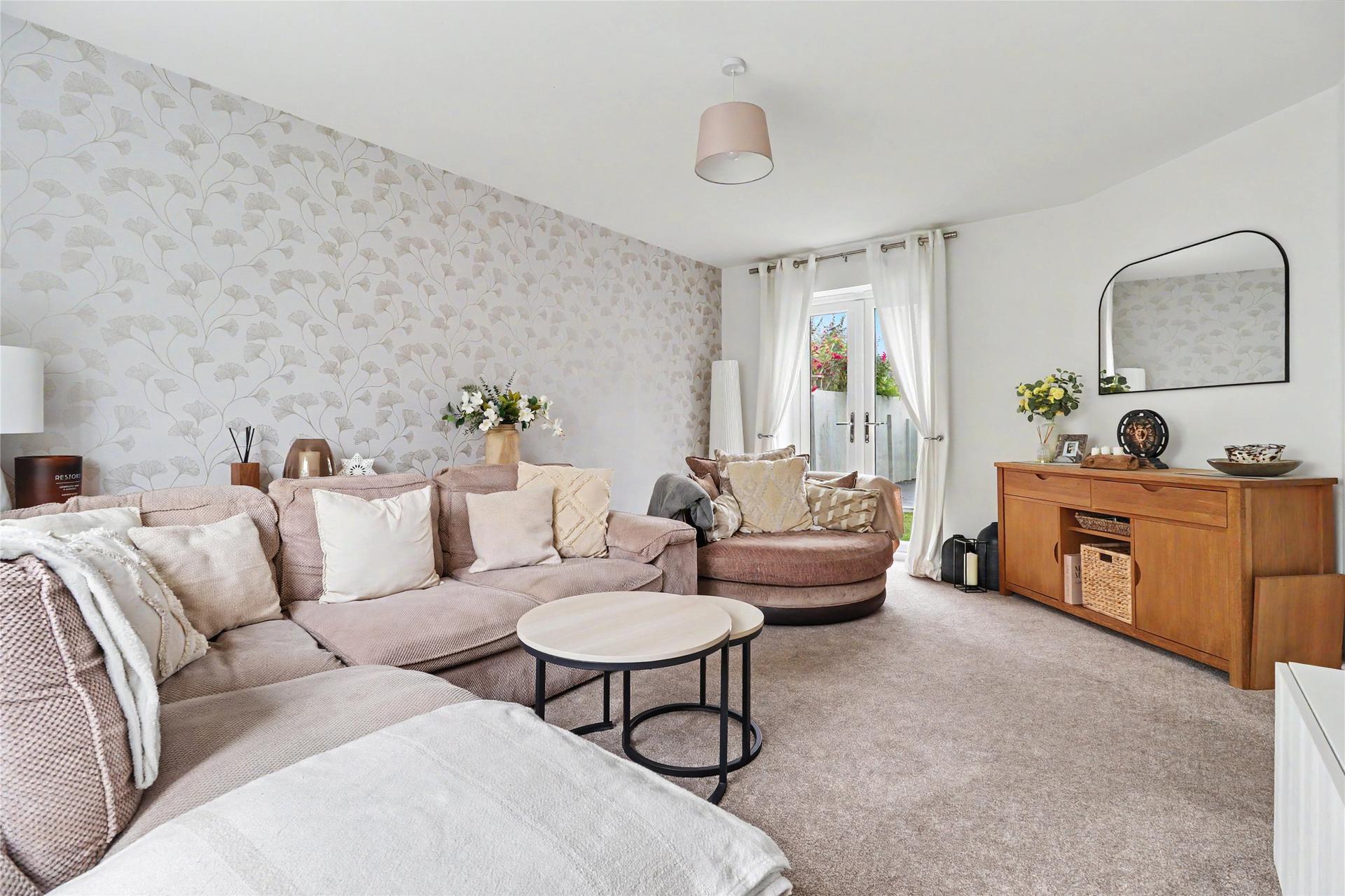 property-img