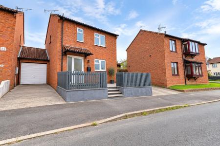 Weirside Way, Barnstaple, Devon, EX32 - Webbers