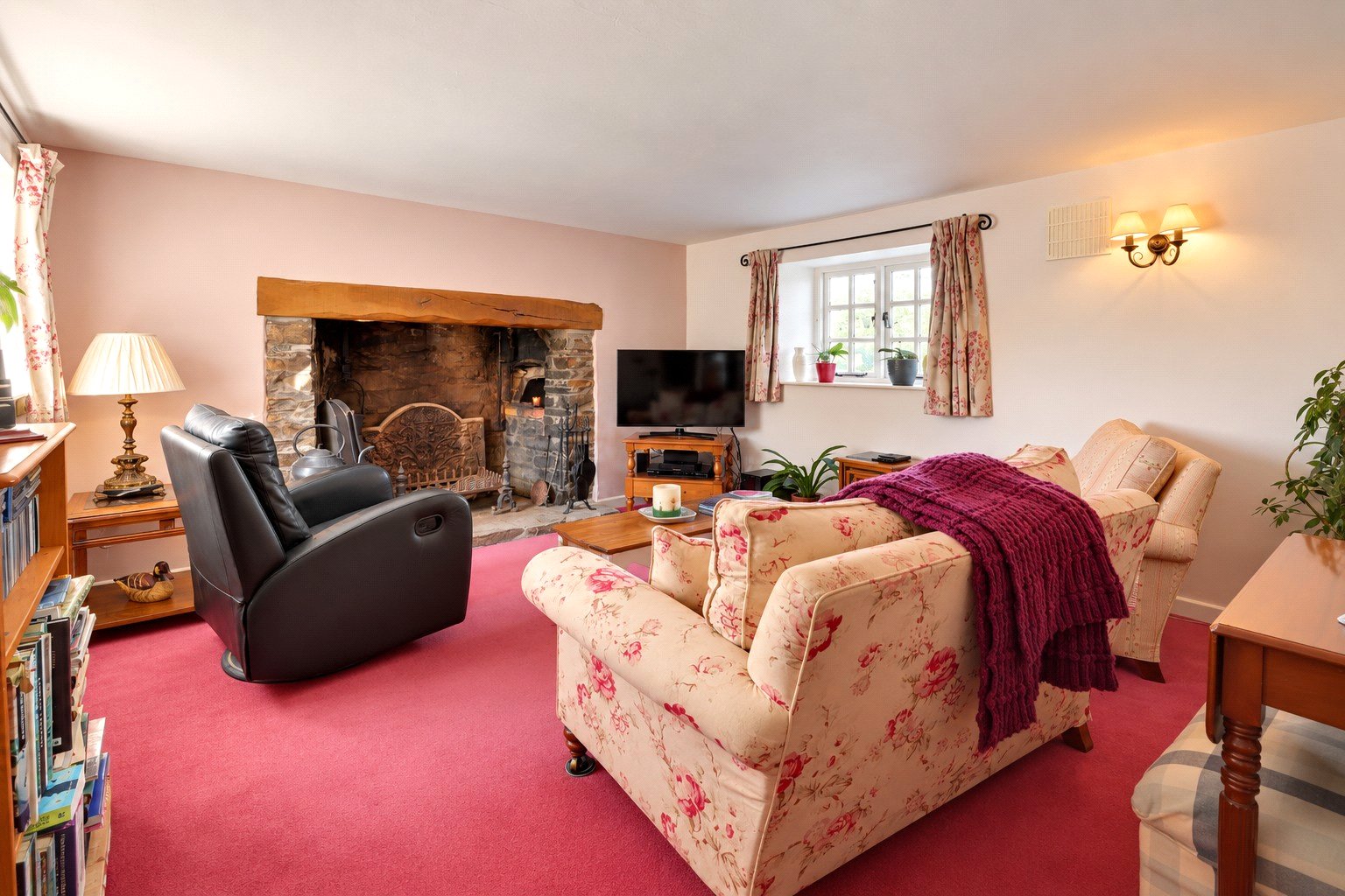 property-img