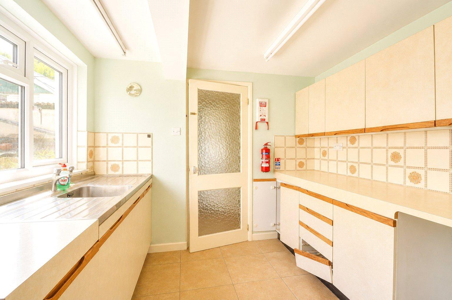 property-img