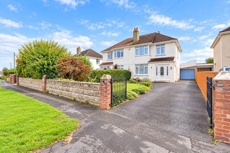Lynhurst Avenue, Sticklepath, Barnstaple, Devon, EX31 - Webbers