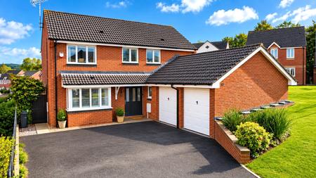 Saxons Croft, Barnstaple, Devon, EX32 - Webbers