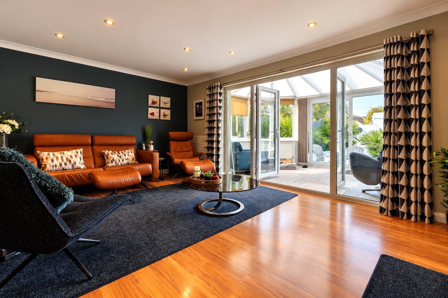 property-img