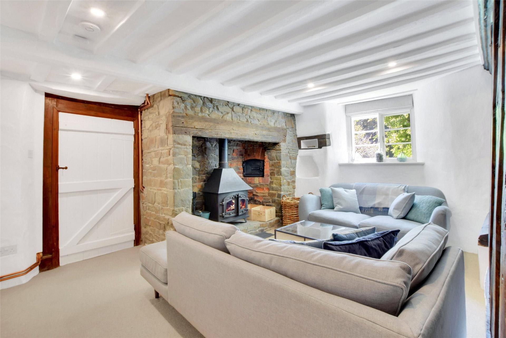property-img