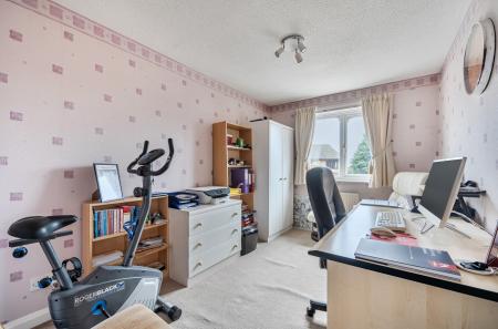 1400407-17-6967b6...