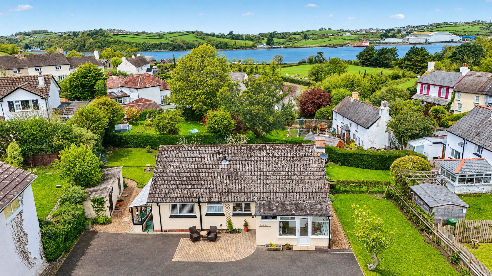 property-img
