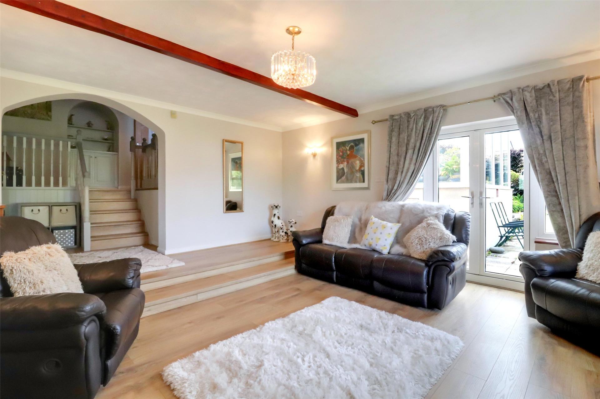 property-img
