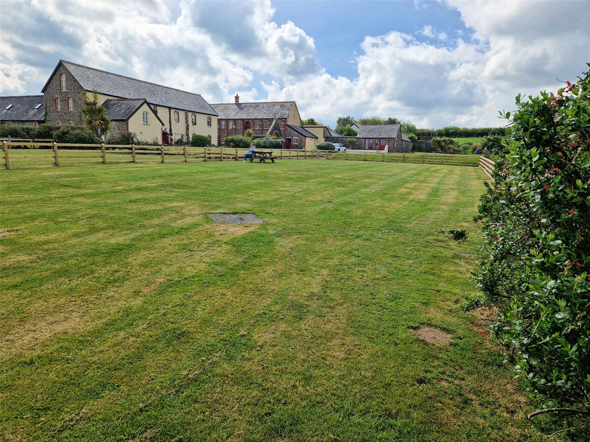 property-img