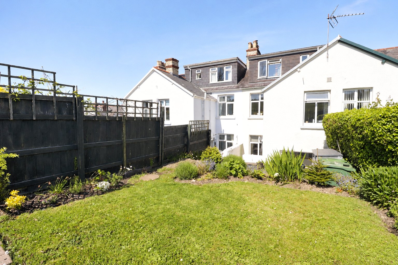 property-img