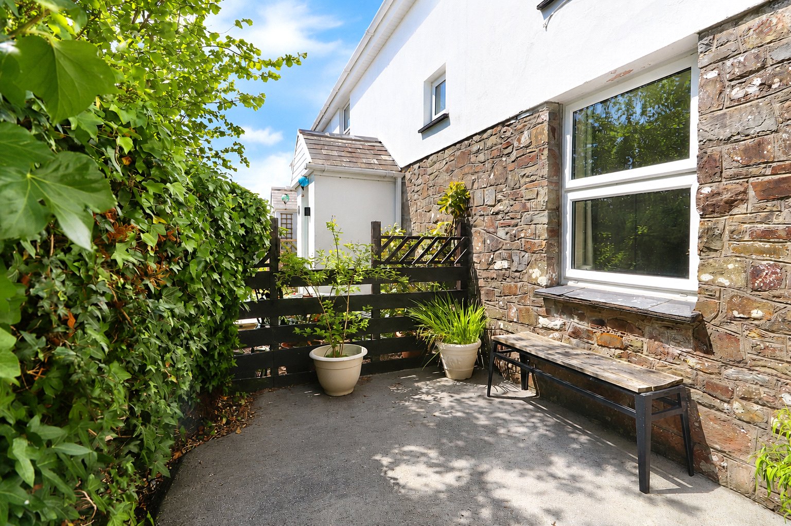 property-img