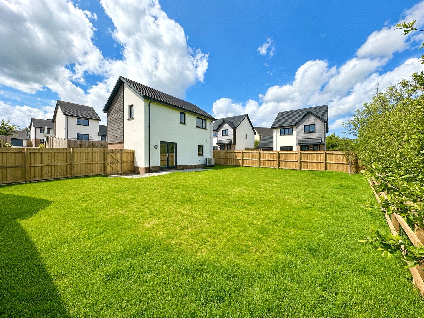 property-img
