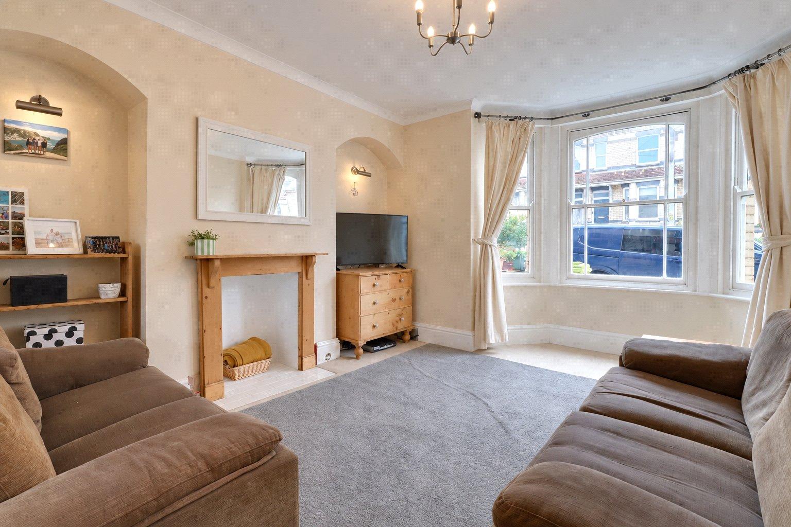 property-img