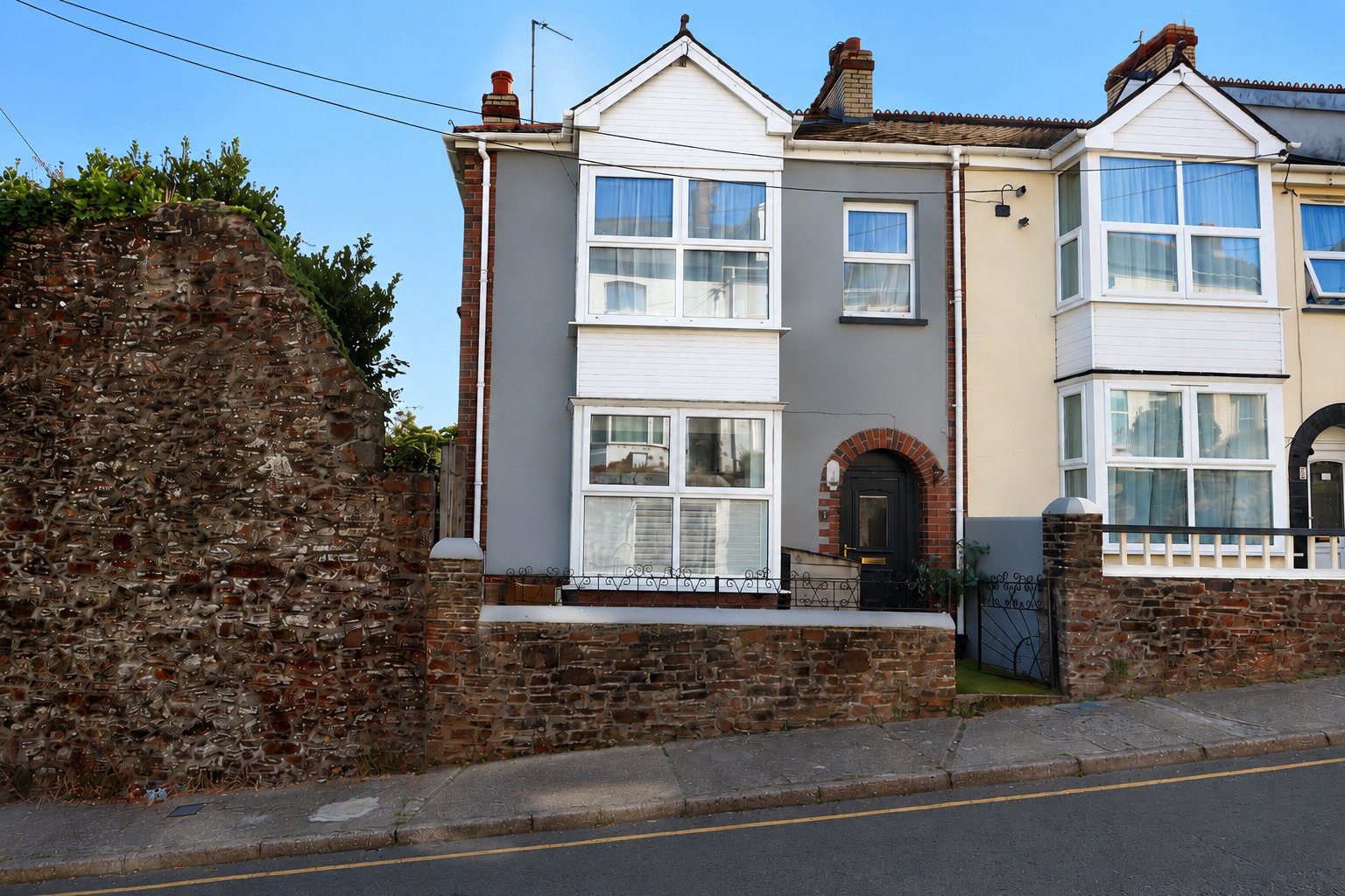 property-img
