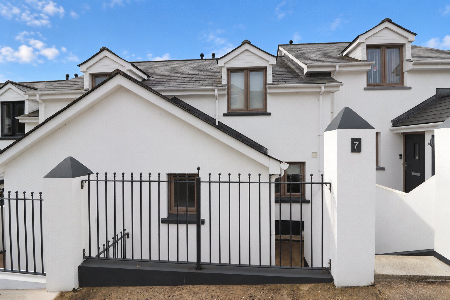 property-img