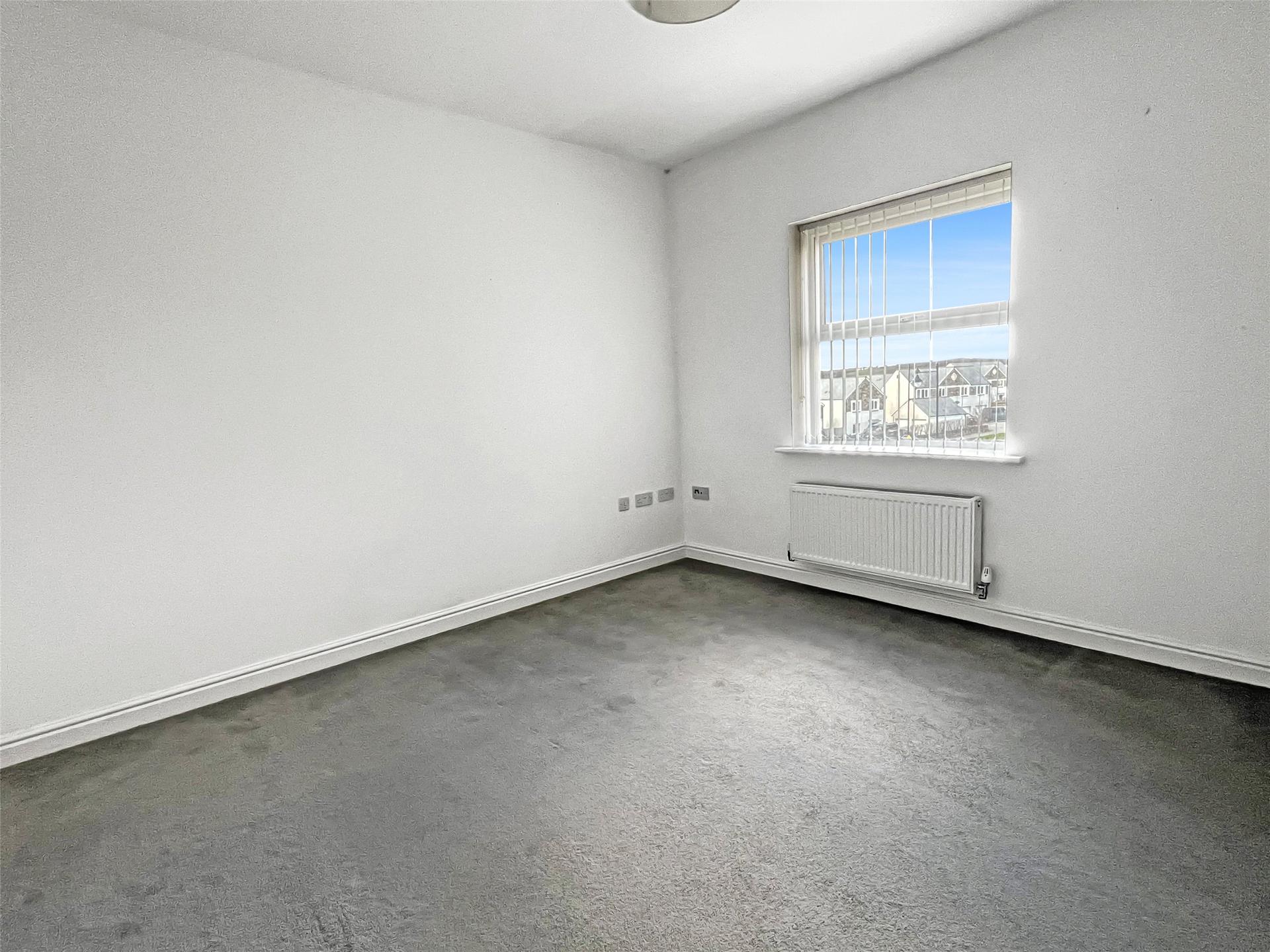 property-img