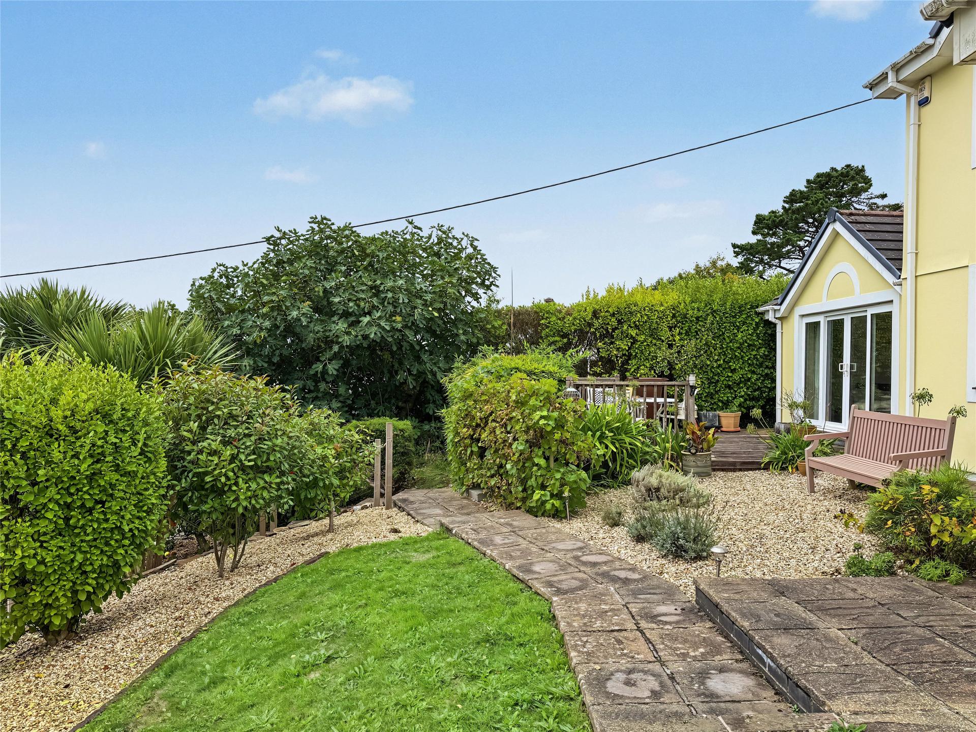 property-img