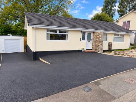 Boxwell Park, Bodmin, Cornwall, PL31 - Webbers