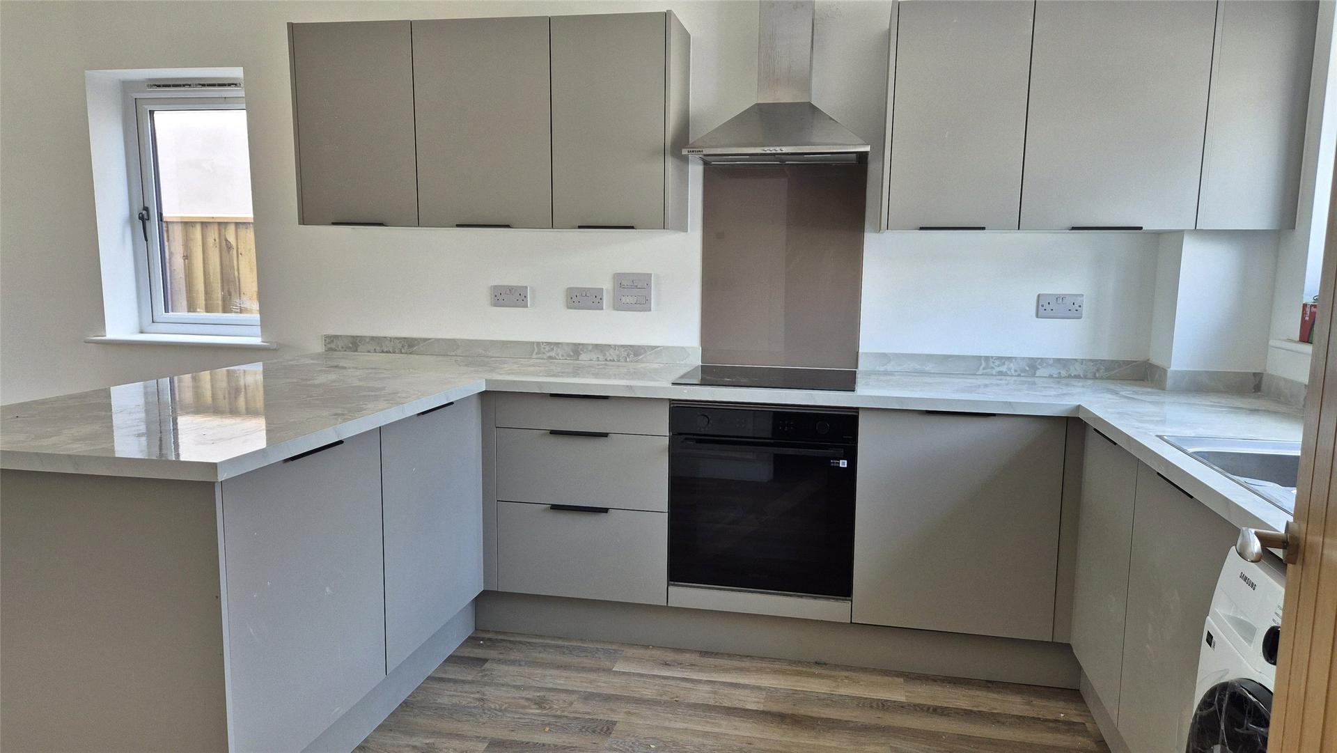 property-img