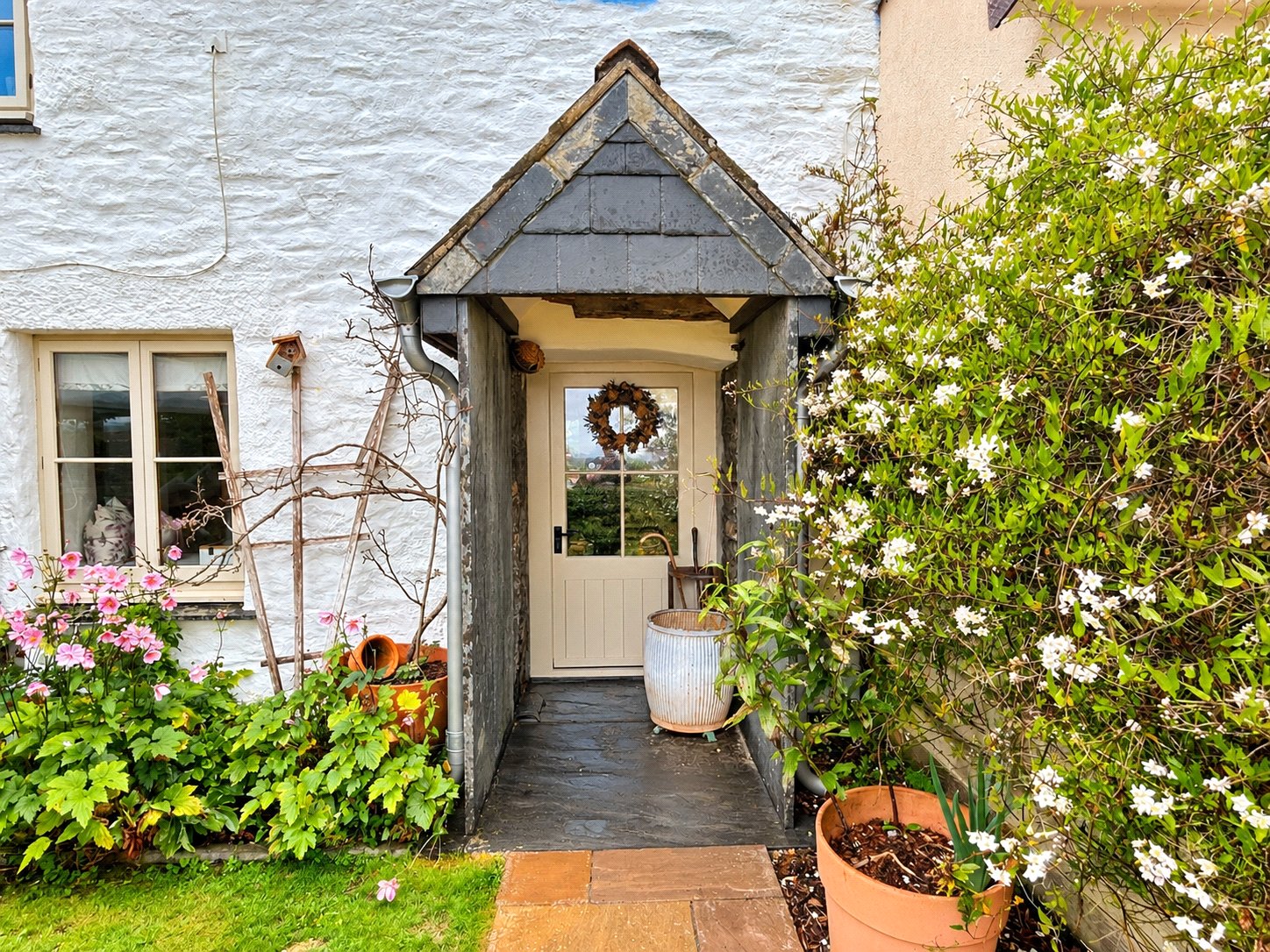property-img