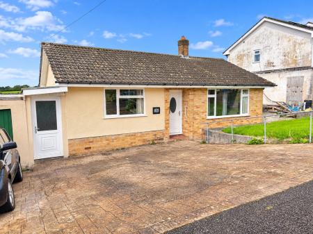 Sherwood Drive, Bodmin, Cornwall, PL31 - Webbers