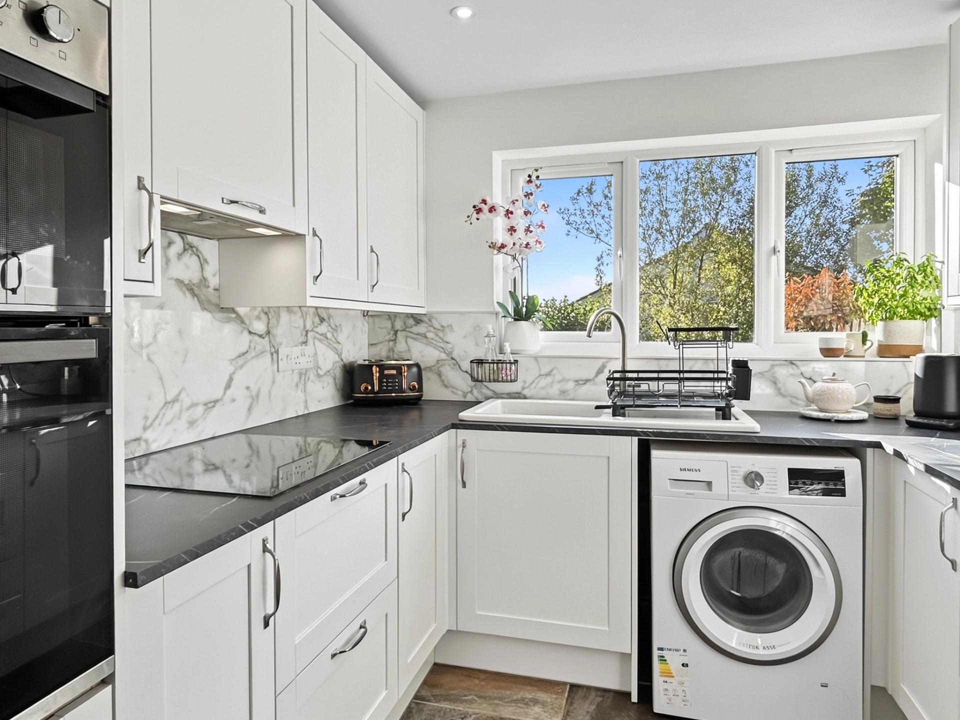 property-img