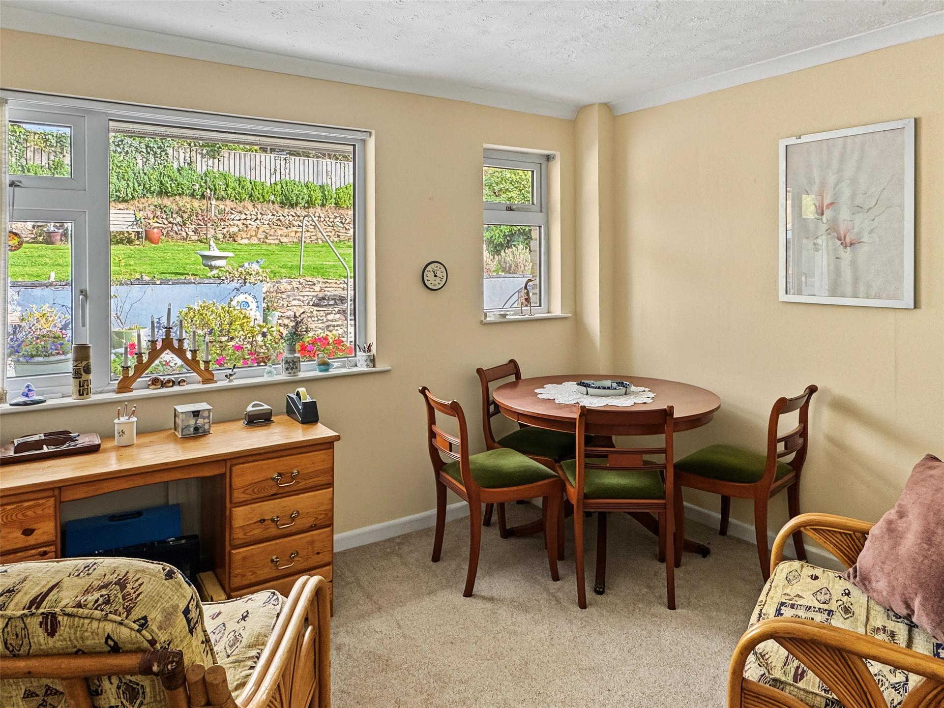 property-img