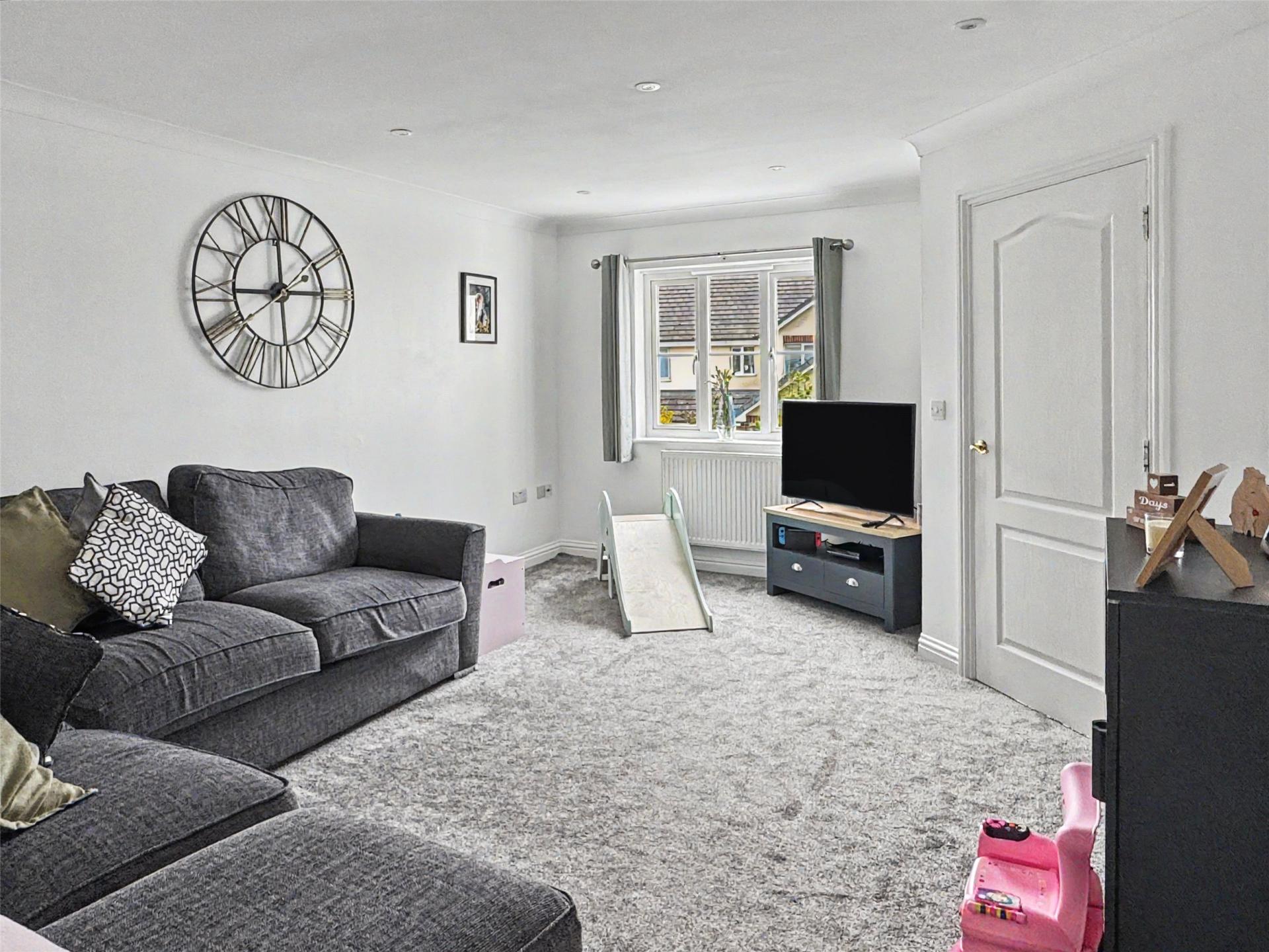 property-img