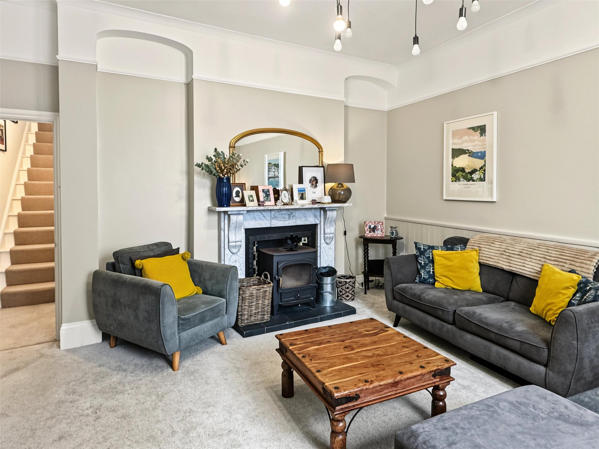 property-img