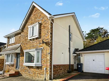 Marks Drive, Bodmin, Cornwall, PL31 - Webbers