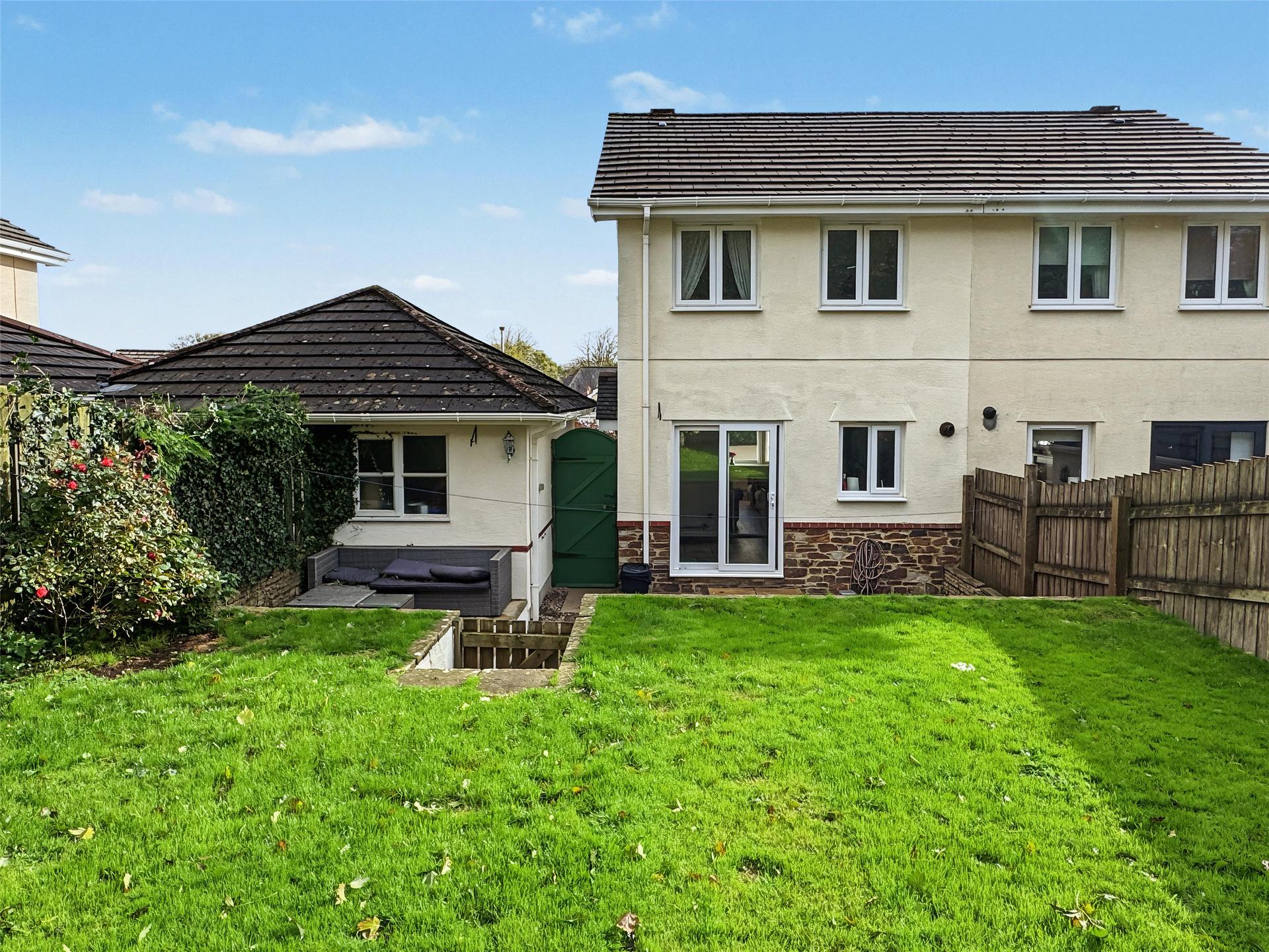 property-img